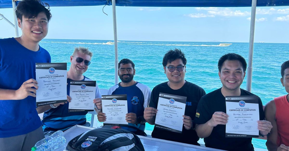 10 Proven Tips to Pass the PADI Instructor Exam